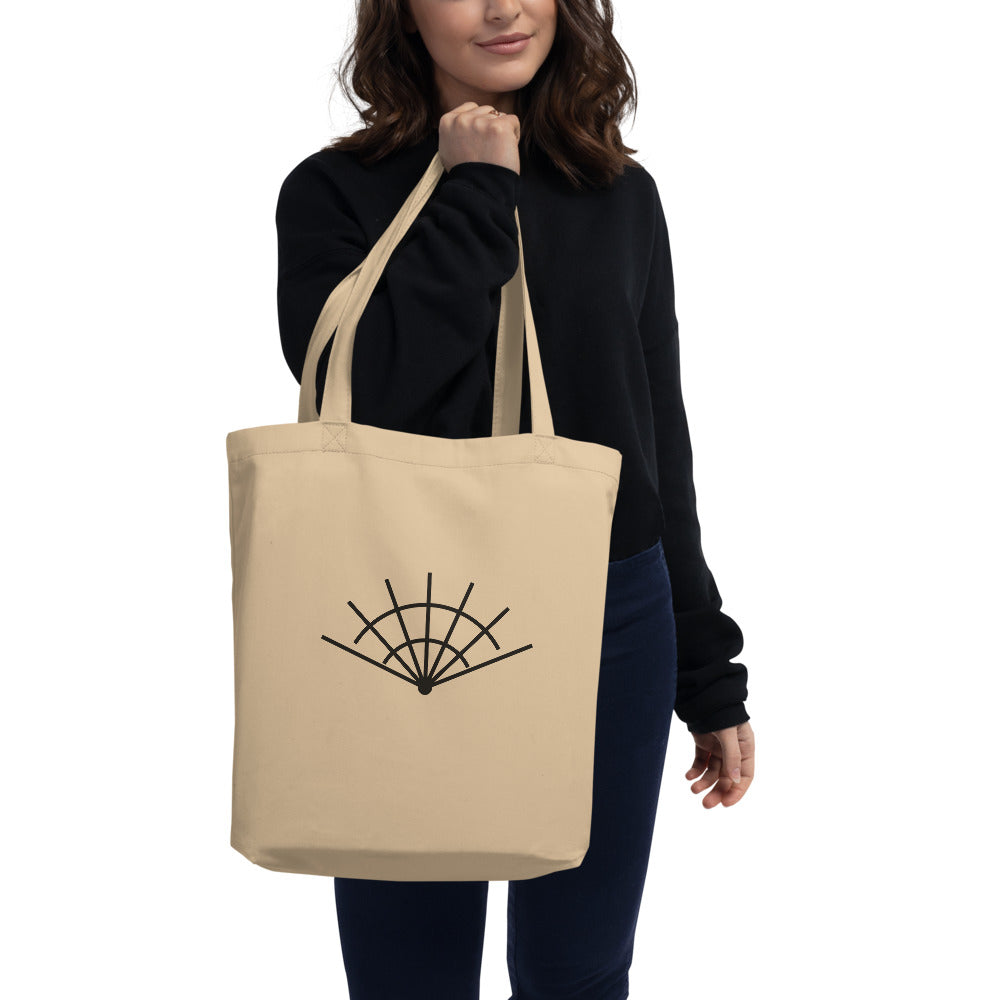 Radial Tote, Oyster, front on model