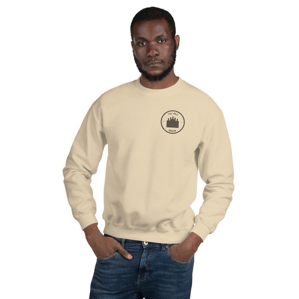 Grain Crewneck, Front on model